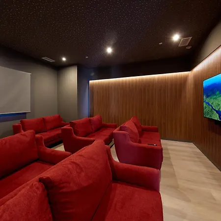 Sunset Cliffs Yellow Apartment Benidorm